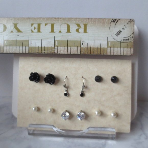 Bundle of Six Earrings S6 Black Camelia Rose Pearl and Faux Diamond Studs - Picture 4 of 5